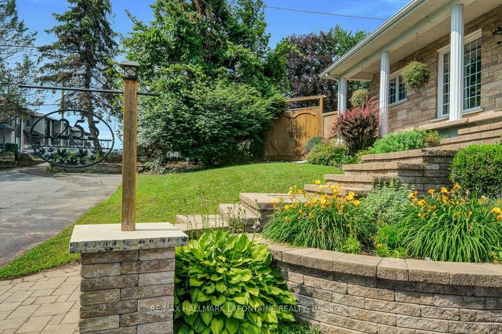 Property Photo:  1255 Laurier Street  ON K4K 1C4 