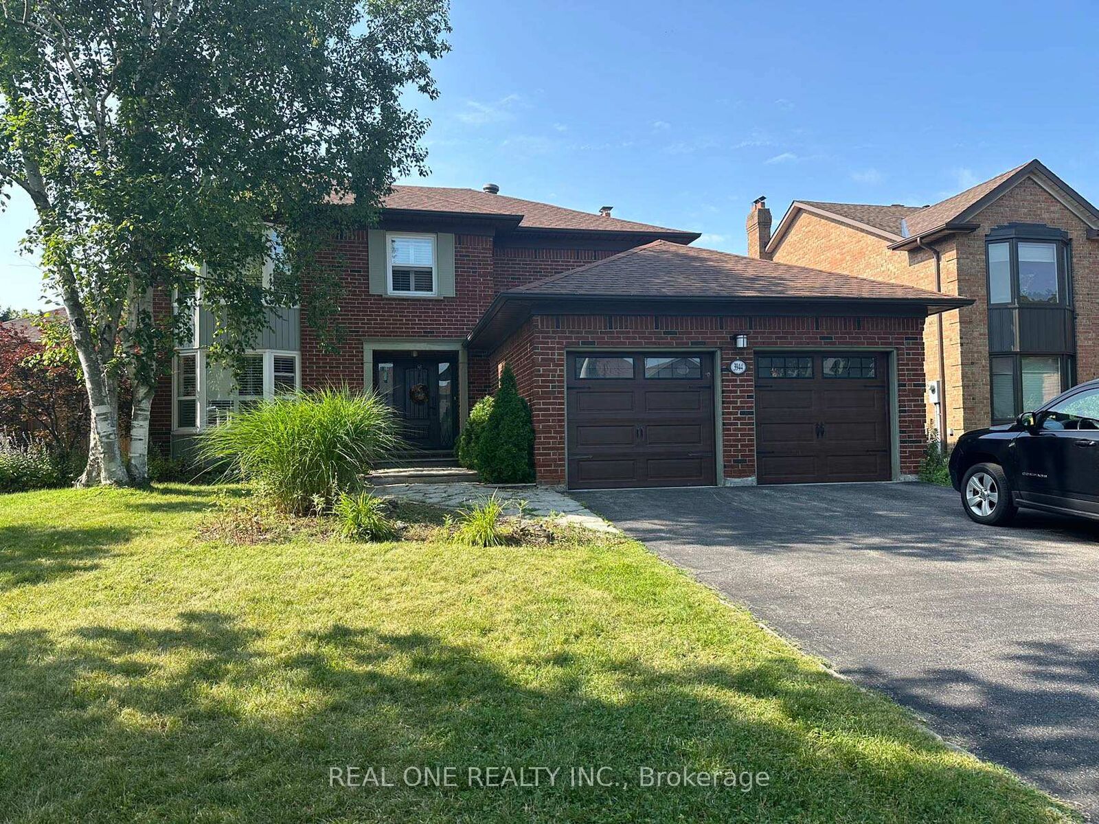 Property Photo: 3944 Glamis Court ON L5L 3N5