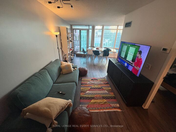 Property Photo: 361 Front Street W 1802 ON M5V 3R5