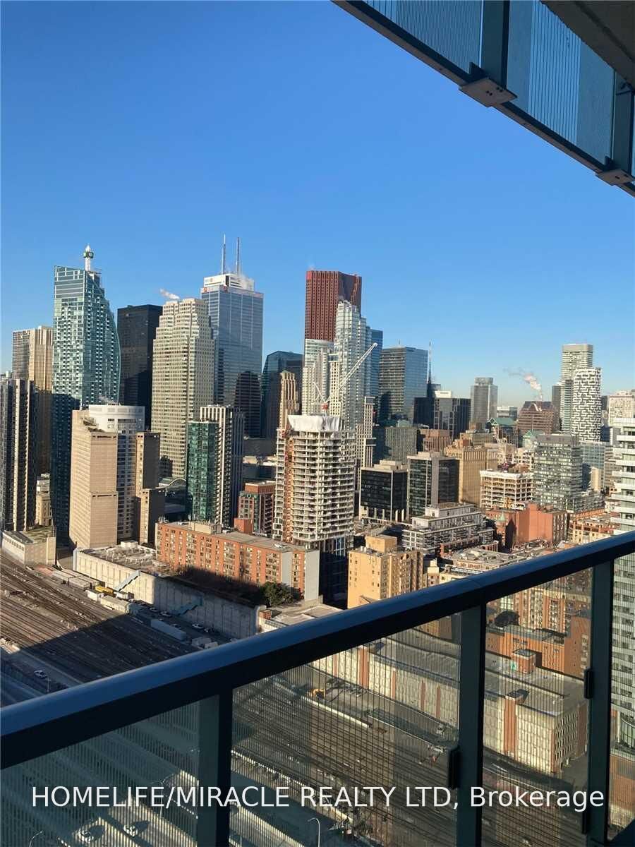 Property Photo:  15 Lower Jarvis Street 3109  ON M5E 1R7 