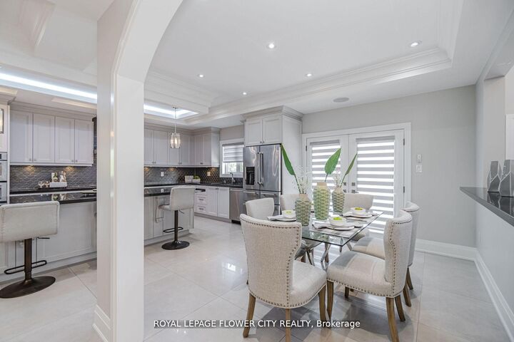 Property Photo: 36 Louvain Drive ON L6P 1W7