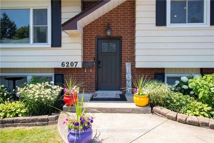 Property Photo:  6207 Kirkland Drive  ON L2H 2A7 