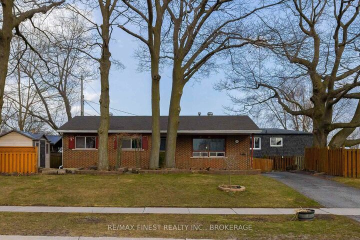 628 Stanford Street — photo 1