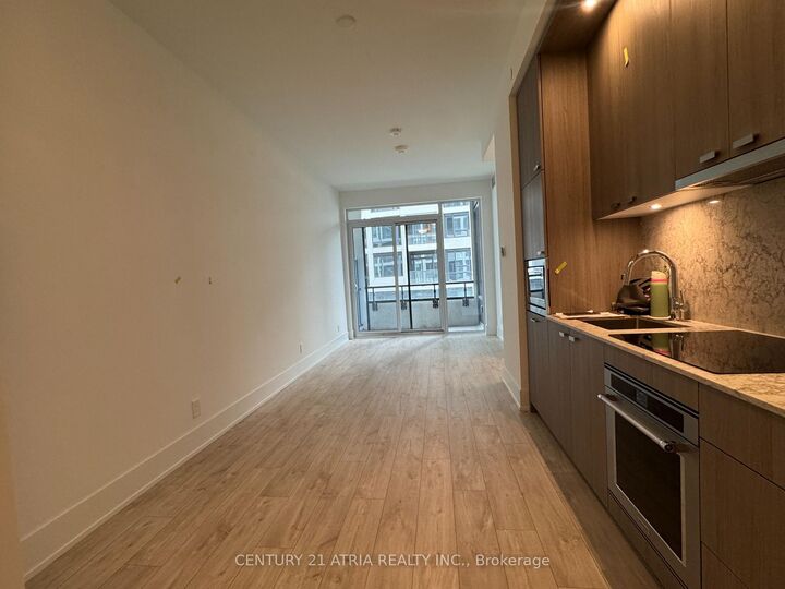 Property Photo: 115 Denison Avenue 402 ON M5T 2N1
