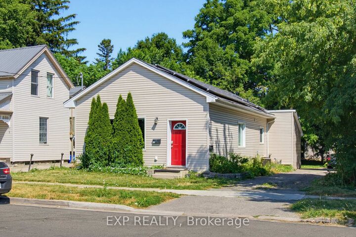 121 Mount Pleasant Avenue — photo 1