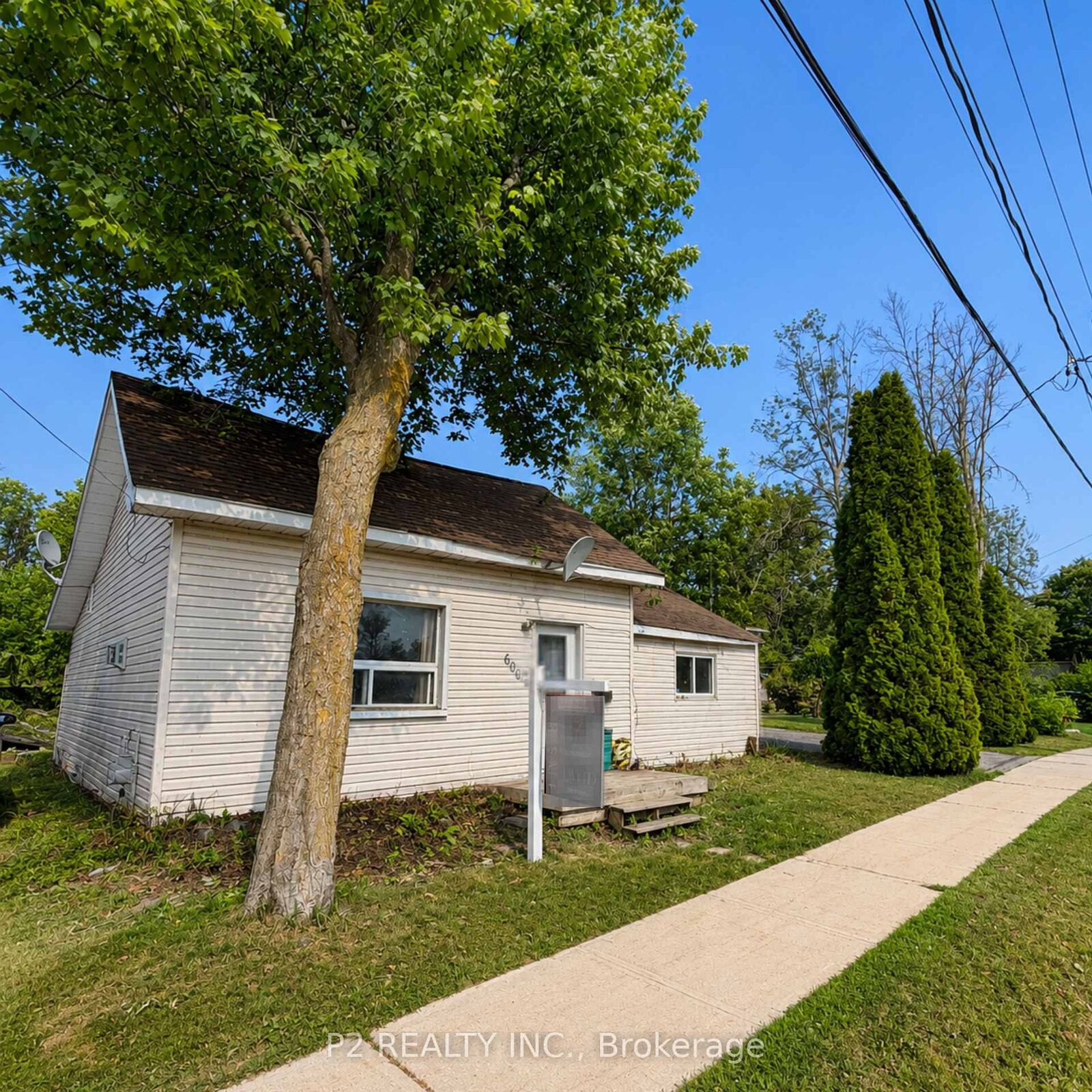Property Photo: 600 West Street S ON L3V 5H6