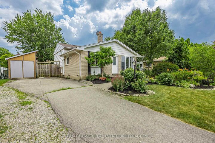 6 Heath Place — photo 1