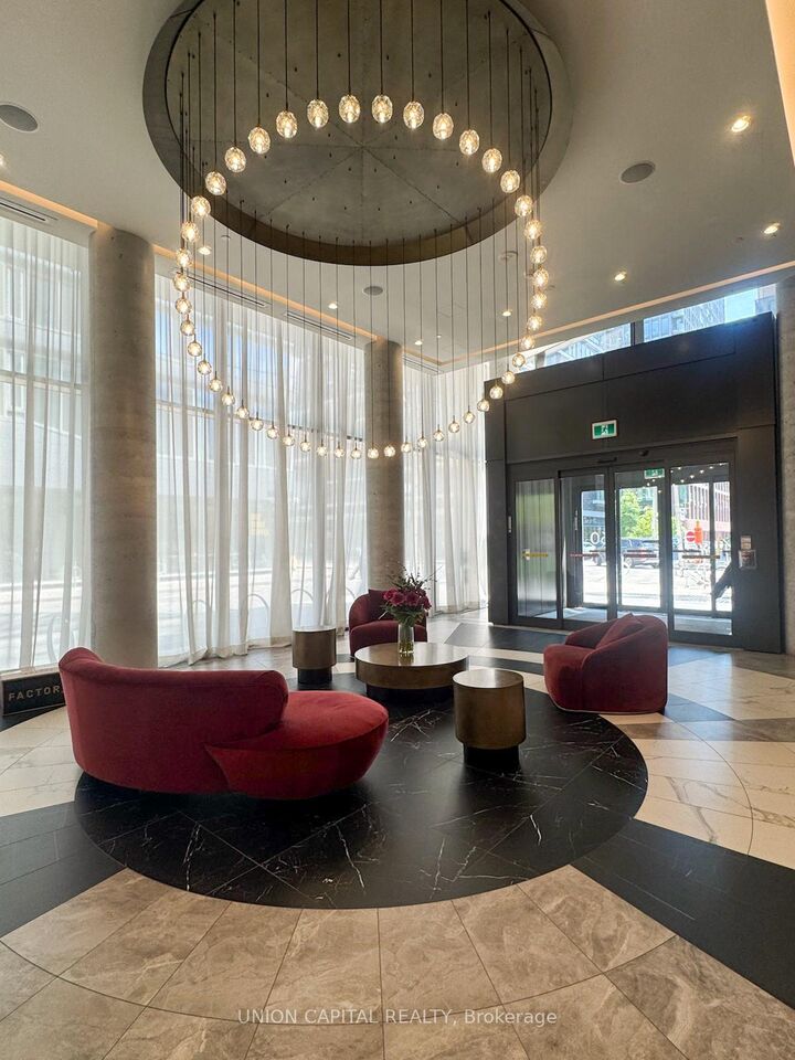 Property Photo: 60 Shuter Street 202 ON M5B 0B7
