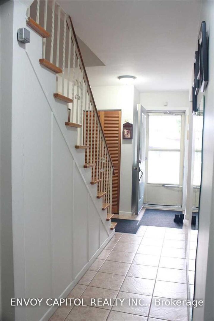 Property Photo:  14 Faulkner Crescent  ON M9M 2C1 