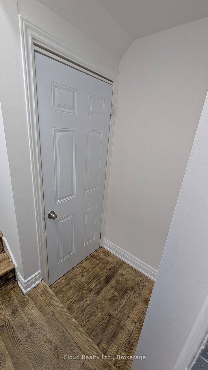Property Photo:  53 Seward Crescent Lower Level  ON L1Z 2B8 
