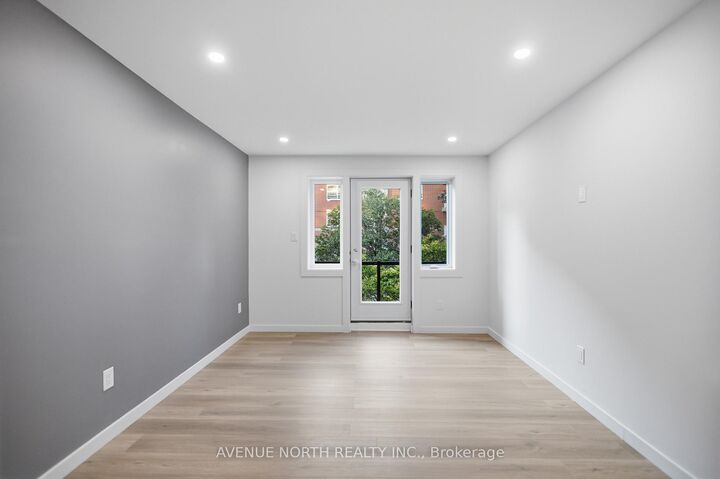 Property Photo:  180 Clarence Street 5  ON K1N 5P8 
