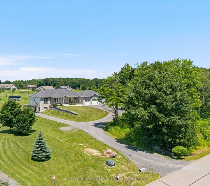 Property Photo: 23 Owen Avenue ON K7G 2V4