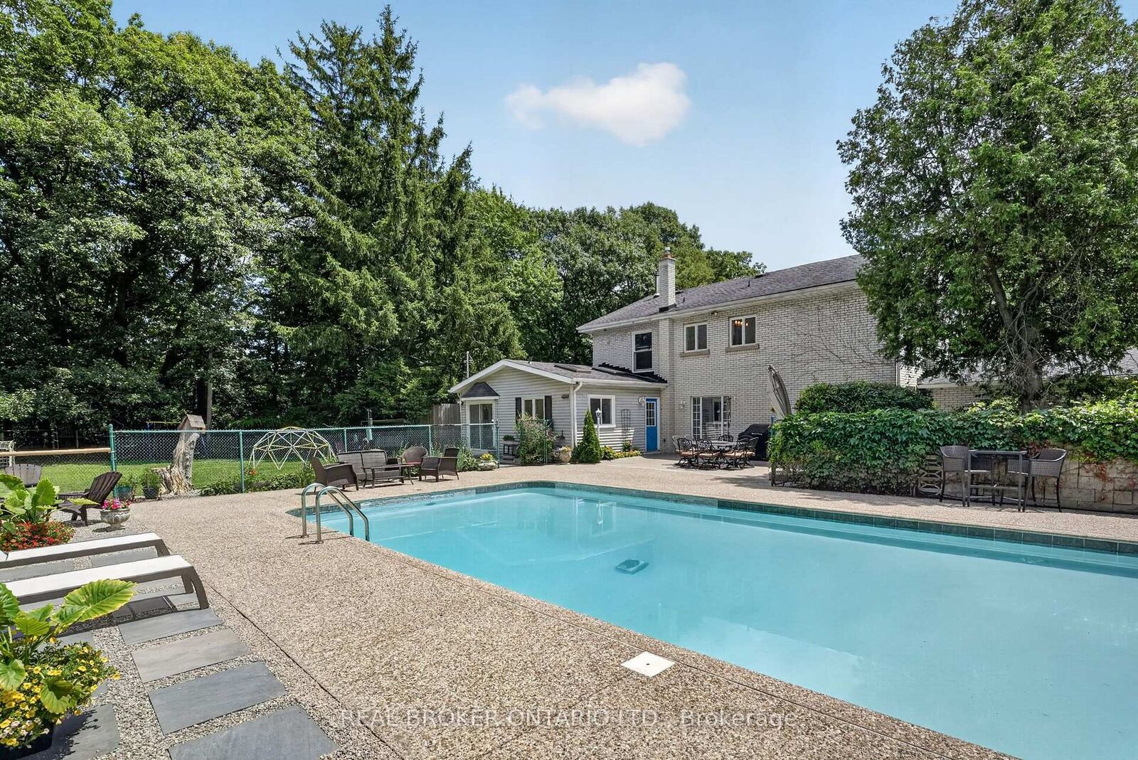 Property Photo: 345 Jerseyville Road W ON L9G 5C3