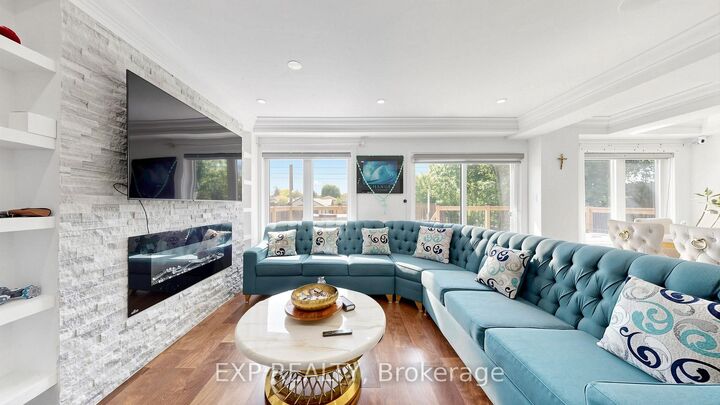 Property Photo: 44 Tower Drive ON M1R 3N9