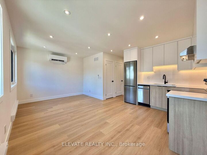 Photo de la propriété:  275 Mortimer Avenue C  ON M4J 2C6 