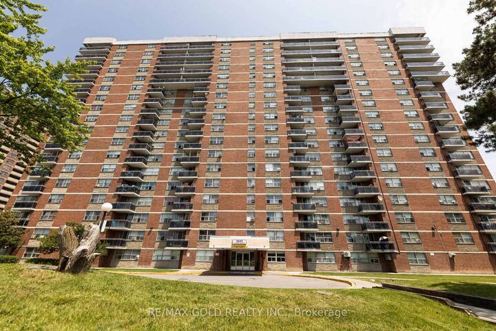 Property Photo: 2645 Kipling Avenue 812 ON M9V 3S6