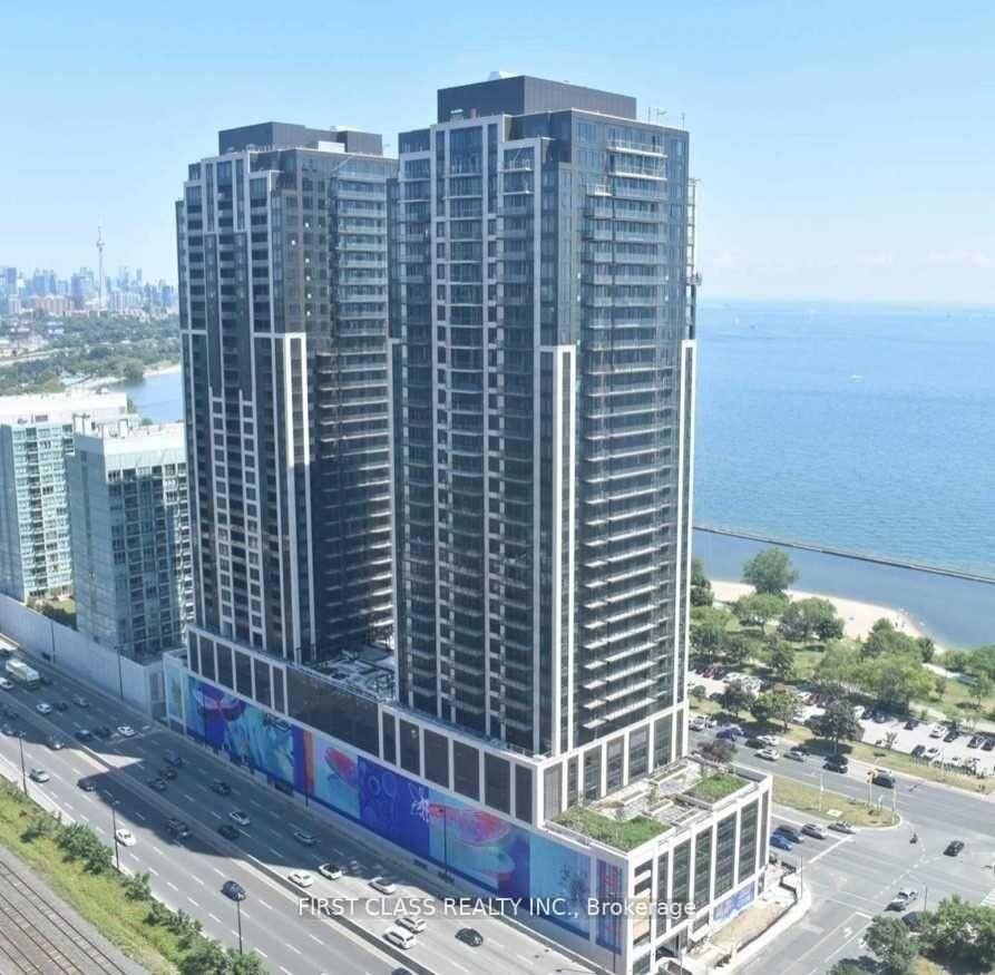 Property Photo: 1926 Lake Shore Boulevard W 3812 ON M6S 0B1