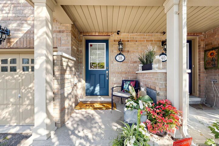 Property Photo: 38 Cedar Lake Crescent ON L6Y 0P9