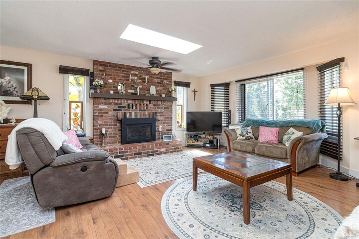 Property Photo:  2909 Cressida Cres  BC V8X 3X2 