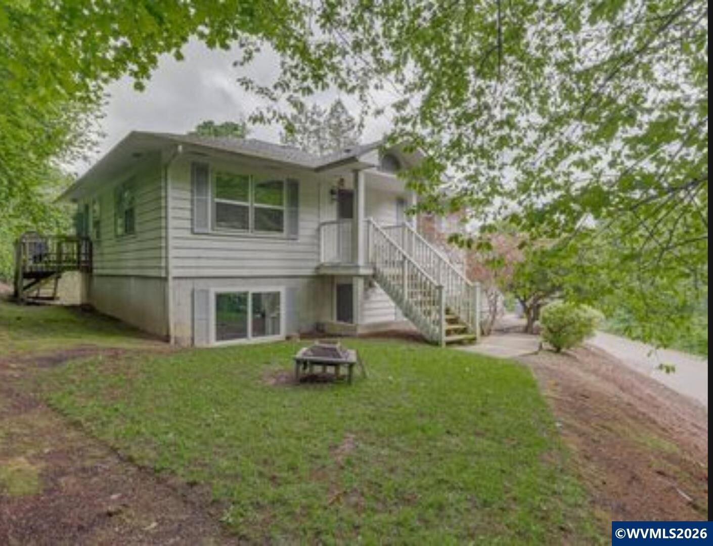 Property Photo:  1941 Turnage St NW  OR 97304 
