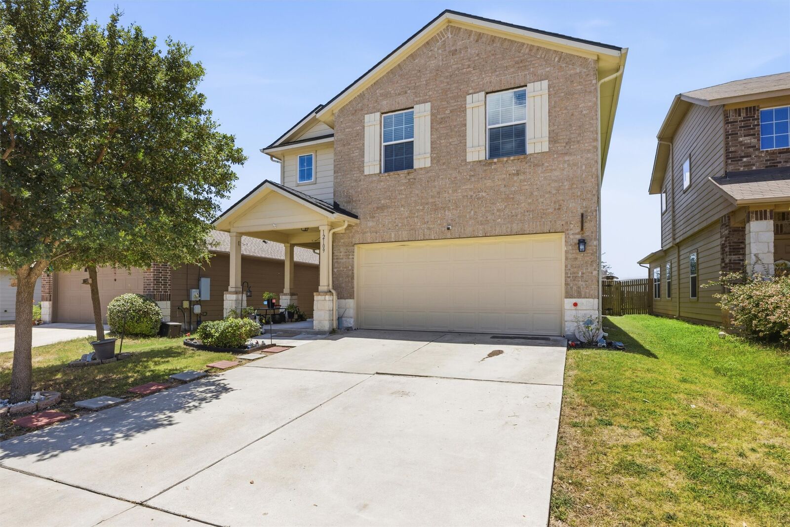 Property Photo:  12109 Waterford Run Way  TX 78653 