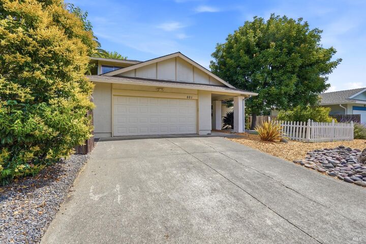 Property Photo:  601 Appaloosa Drive  CA 94954 