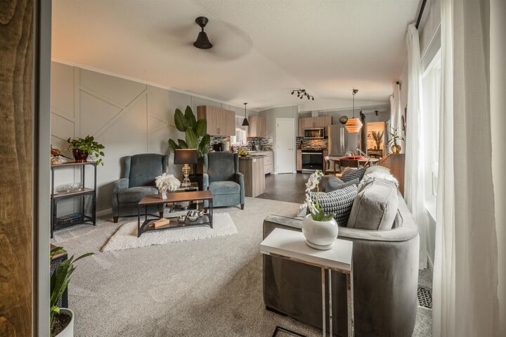 Property Photo: 59060 Lougheed Highway 43 BC V0X 1L3