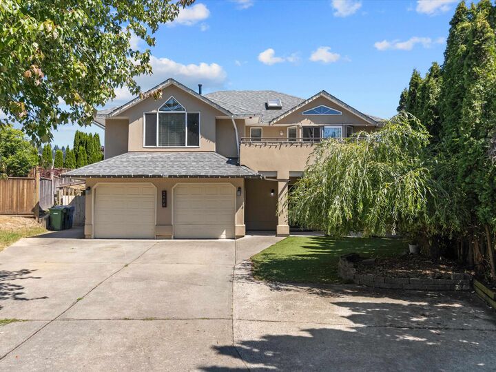 2608 Blackham Drive — photo 1