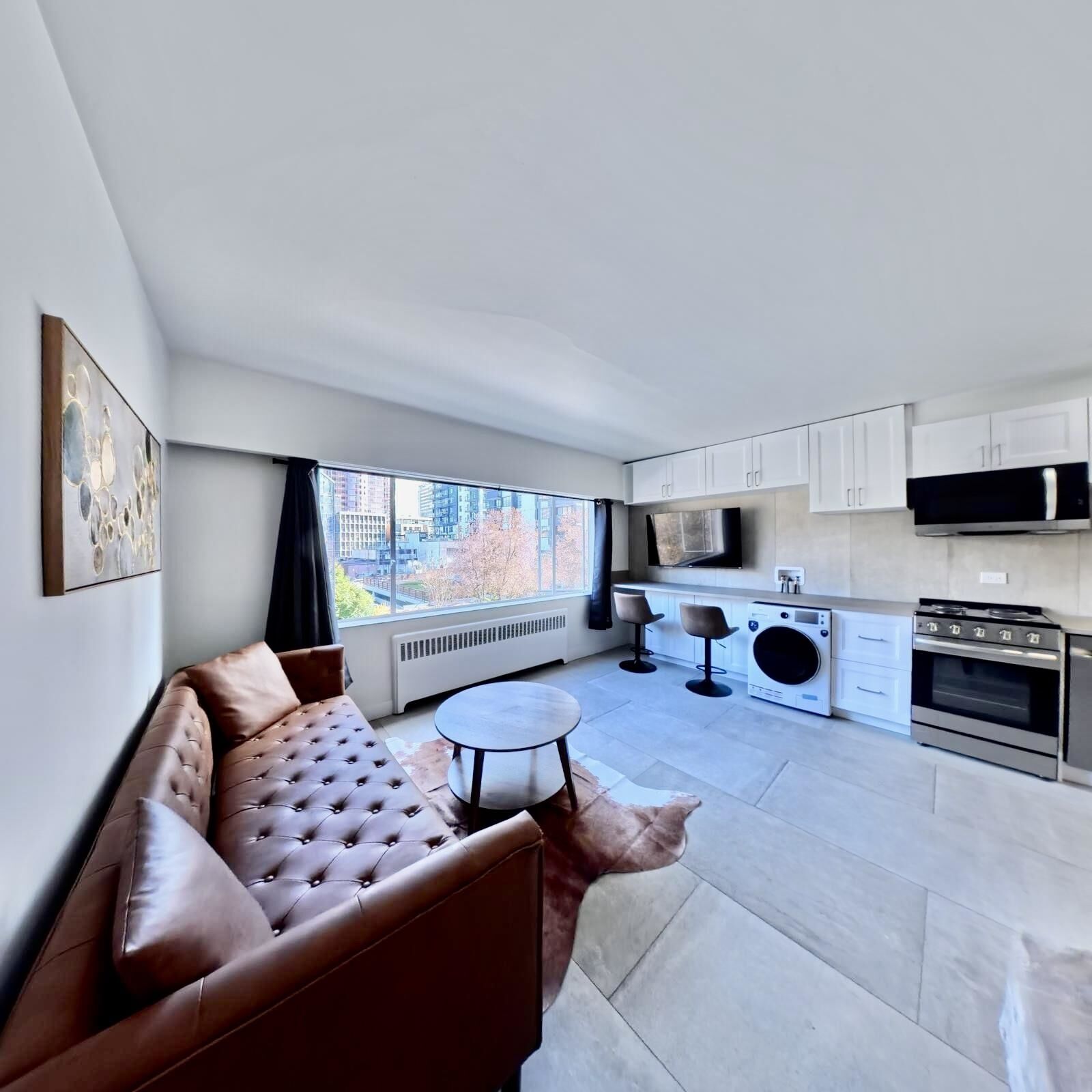Property Photo:  1540 Haro Street 201  BC V6G 1G6 