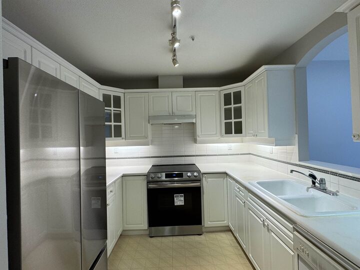 Property Photo: 5835 E Hampton Place 308 BC V6T 2G2
