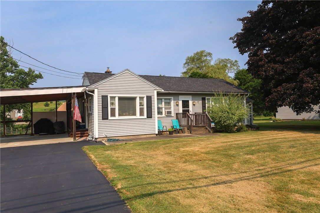 Property Photo:  3885 Meads Creek Road  NY 14870 