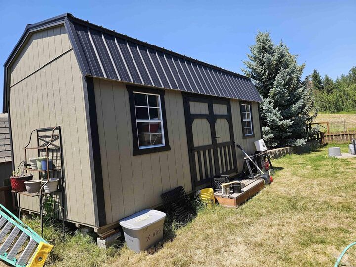 Property Photo:  609 N Almon 3046  ID 83843 