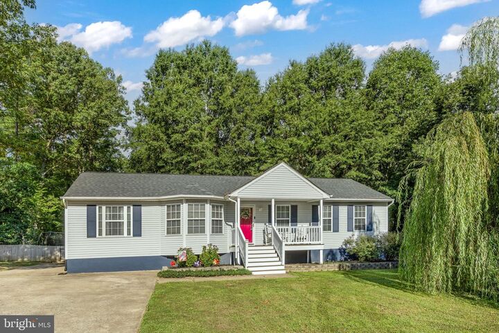Property Photo: 607 Wright Drive VA 22546