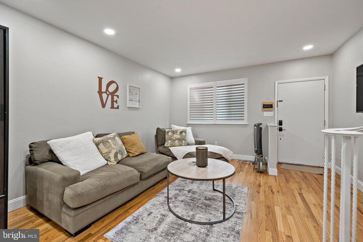 Property Photo:  2126 S Iseminger Street  PA 19148 