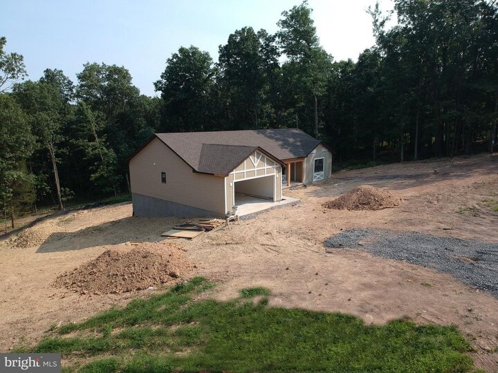 Property Photo:  150 Four Seasons Drive E  VA 22637 