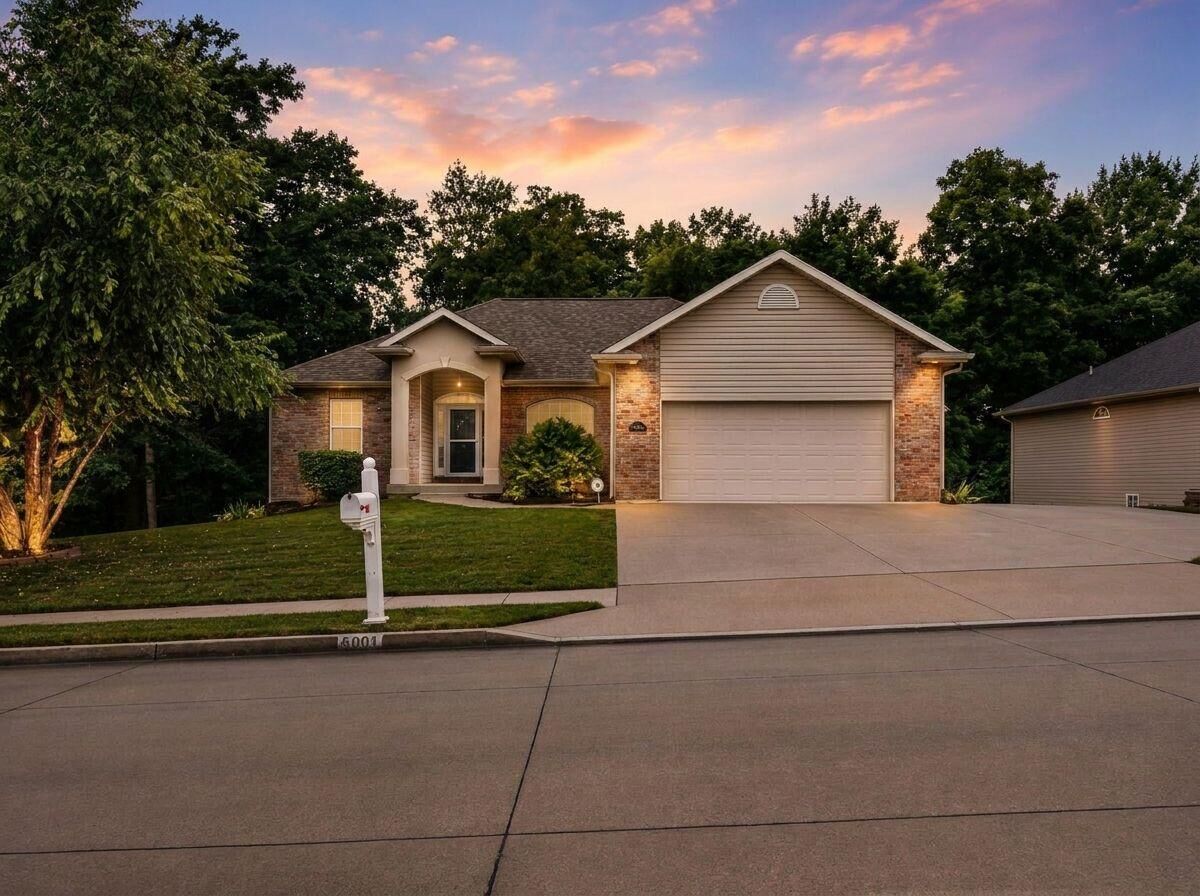 Property Photo:  4001 Snow Leopard Dr  MO 65202 