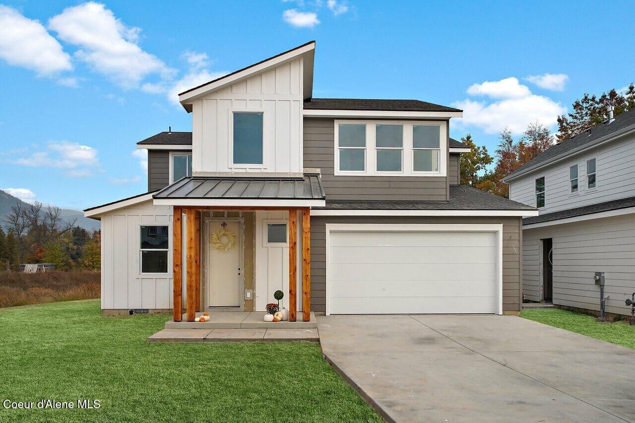 Property Photo:  641 University Park Way  ID 83864 