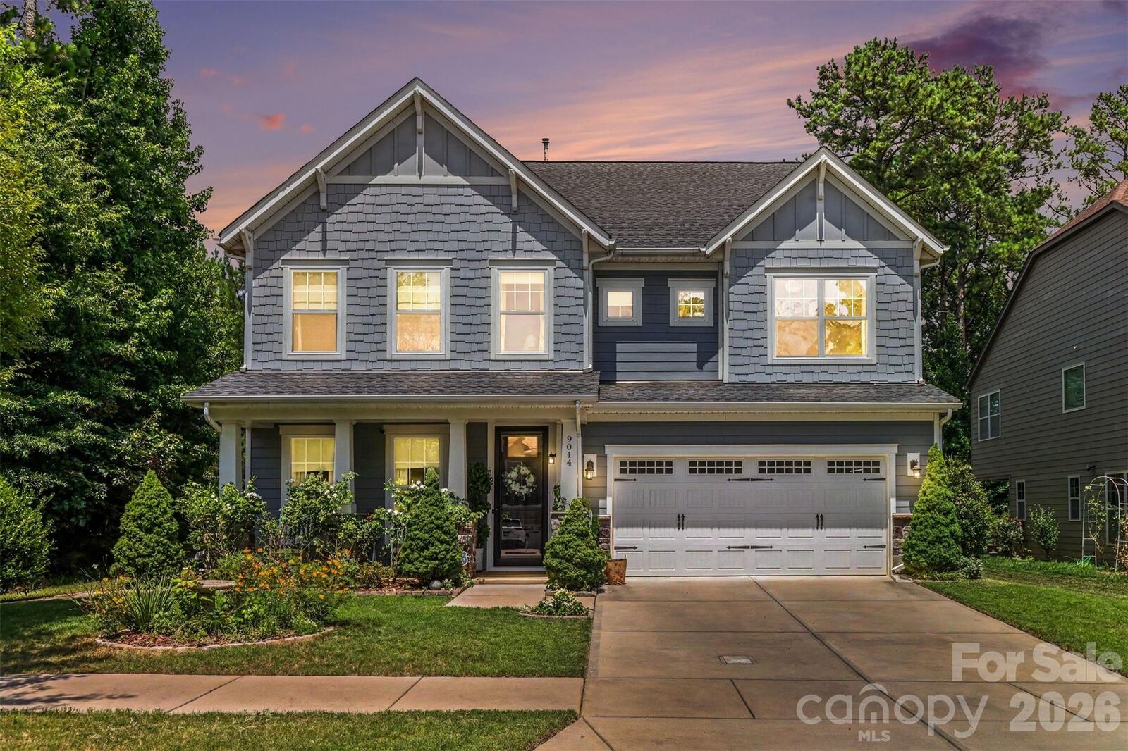 Property Photo: 9014 Manor Oak Court NC 28277