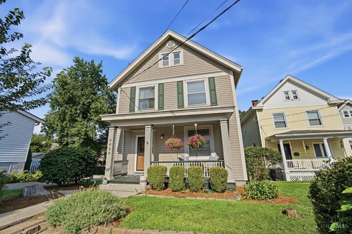Property Photo: 2820 Linwood Avenue OH 45208