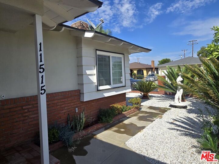 Property Photo:  11515 Hallwood Dr  CA 91732 