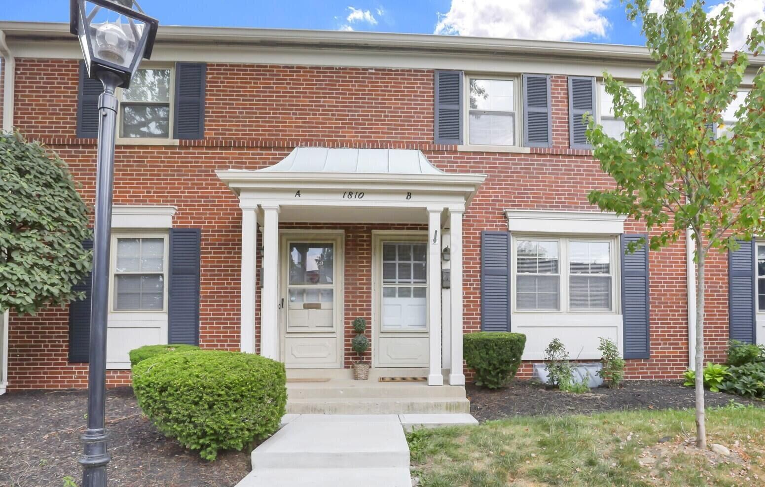 Property Photo:  1810 Kings Court  OH 43212 