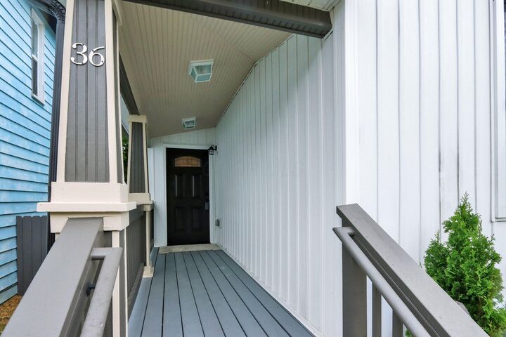 Property Photo: 36 Avondale Avenue OH 43222