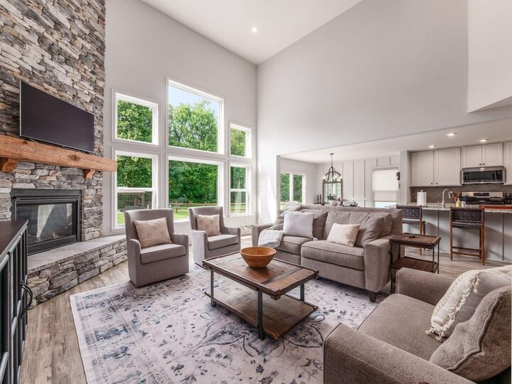 Property Photo:  7110 Scarlet Oak Drive  OH 43026 