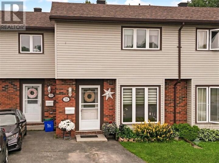 Property Photo: 675 William Ave Unit# 38 ON P3A 4Z7