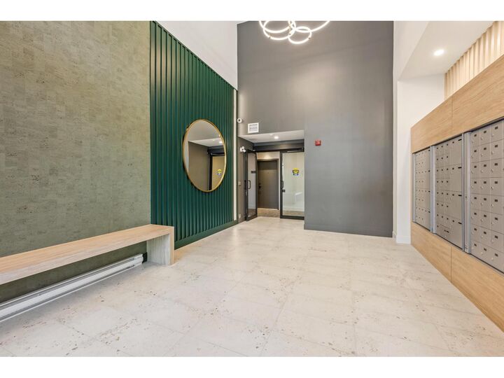 Property Photo: 34395 Gladys Avenue 309 BC V2S 0R4