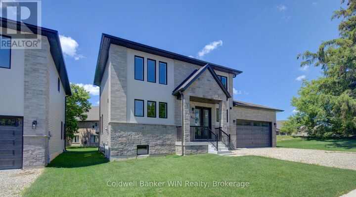 Property Photo: 641 Martin Street ON N0G 2L3
