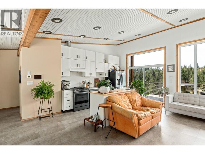 Property Photo: 378 Lakewood Road BC V1T 7Z3