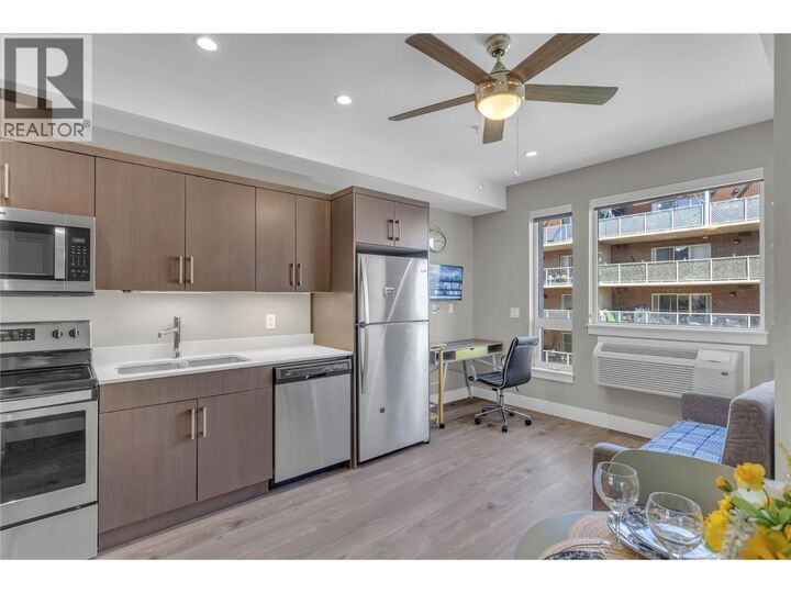 Property Photo:  925 Leon Avenue 519  BC V1Y 0E5 
