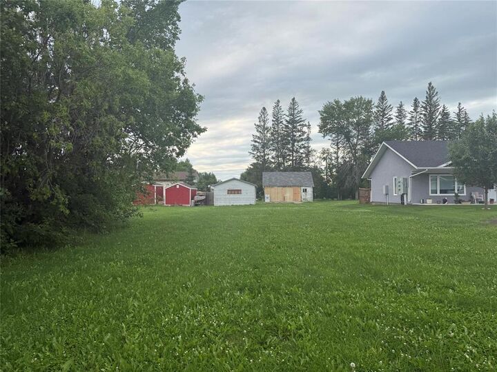 Property Photo:  356 William Street  MB R0C 0A0 