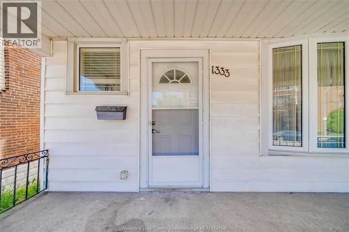 Property Photo: 1333 Wyandotte Street ON N9B 1H3